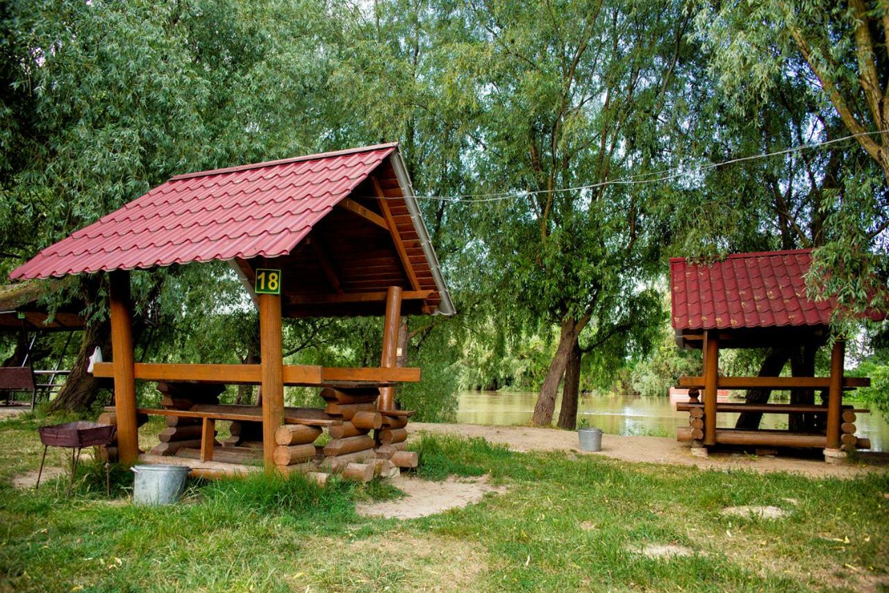 Holiday Park Dunay Kyslytsya Exterior photo